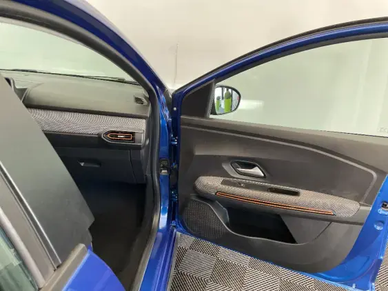 DACIA SANDERO III - voiture d'occasion - Photo 20