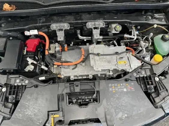 RENAULT MEGANE V - voiture d'occasion - Photo 20