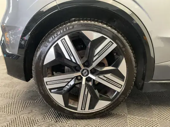 RENAULT MEGANE V - voiture d'occasion - Photo 24