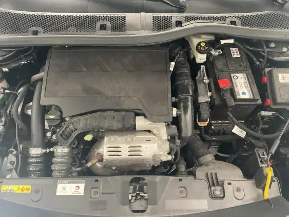 PEUGEOT 2008 II - voiture d'occasion - Photo 20