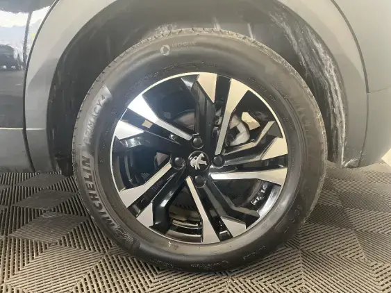 PEUGEOT 2008 II - voiture d'occasion - Photo 23