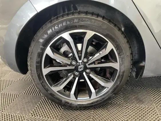 RENAULT CLIO V - voiture d'occasion - Photo 24