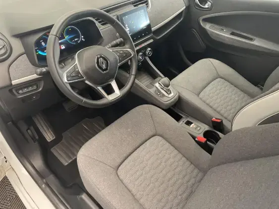 RENAULT ZOE - voiture d'occasion - Photo 18