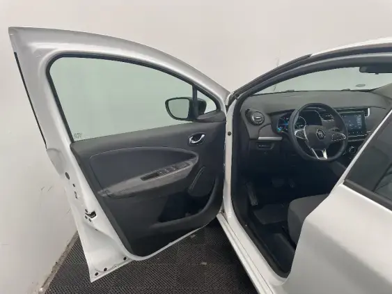 RENAULT ZOE - voiture d'occasion - Photo 19