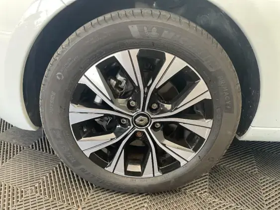 RENAULT ZOE - voiture d'occasion - Photo 22