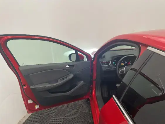 RENAULT CLIO V - voiture d'occasion - Photo 19