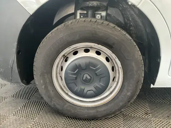 RENAULT MASTER FG III - voiture d'occasion - Photo 19