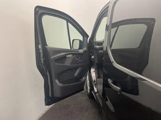 RENAULT TRAFIC FG III - voiture d'occasion - Photo 17