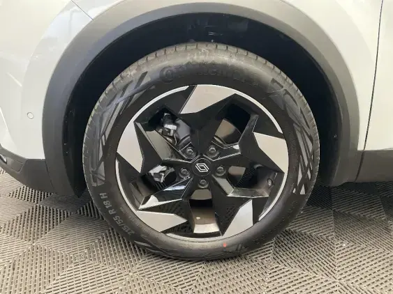 RENAULT CAPTUR II - voiture d'occasion - Photo 23