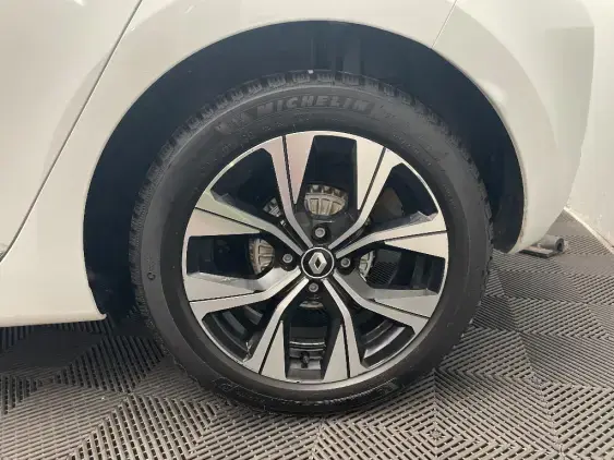 RENAULT CLIO V - voiture d'occasion - Photo 24