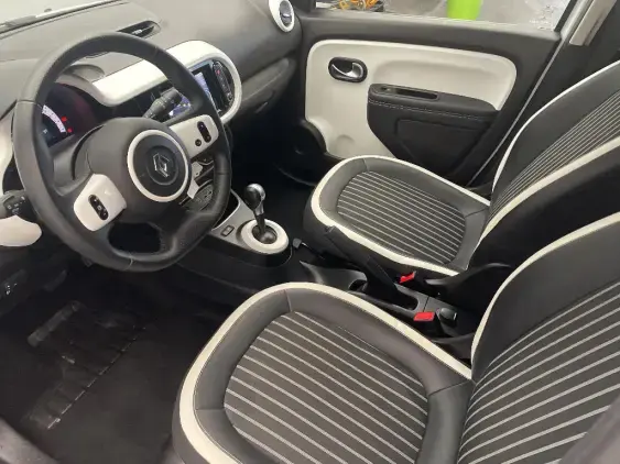 RENAULT TWINGO ELECTRIQUE III - voiture d'occasion - Photo 17