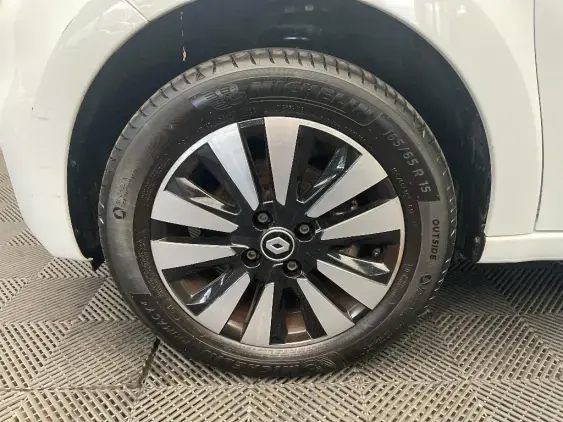 RENAULT TWINGO ELECTRIQUE III - voiture d'occasion - Photo 21