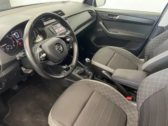 SKODA FABIA III - voiture d'occasion - Photo 17