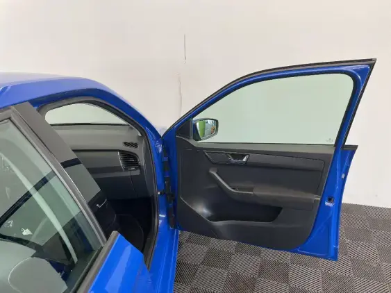 SKODA FABIA III - voiture d'occasion - Photo 19