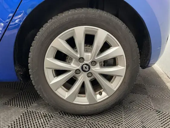 RENAULT CLIO V - voiture d'occasion - Photo 24