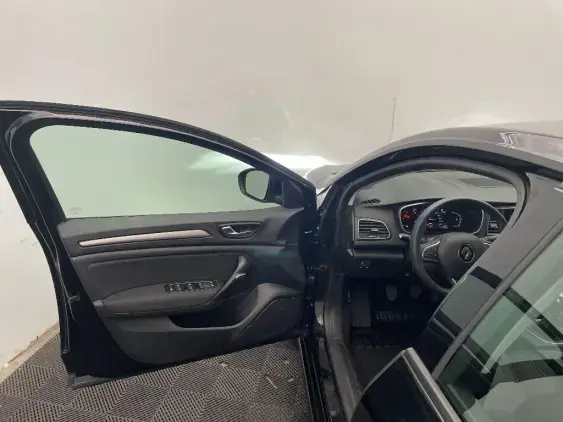 RENAULT MEGANE IV - voiture d'occasion - Photo 18