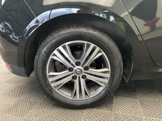 RENAULT MEGANE IV - voiture d'occasion - Photo 23