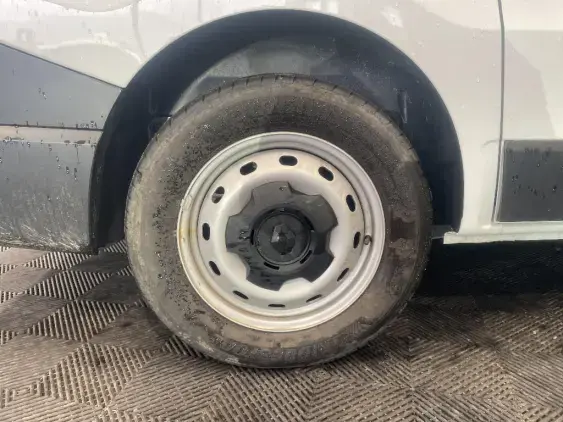 RENAULT TRAFIC FG III - voiture d'occasion - Photo 23