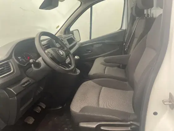 RENAULT TRAFIC FG III - voiture d'occasion - Photo 16