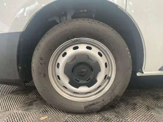 RENAULT TRAFIC FG III - voiture d'occasion - Photo 21