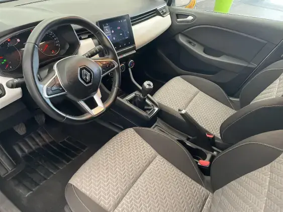 RENAULT CLIO V - voiture d'occasion - Photo 18