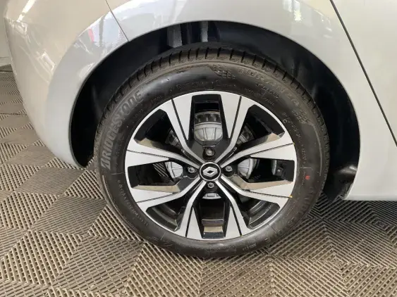 RENAULT CLIO V - voiture d'occasion - Photo 24