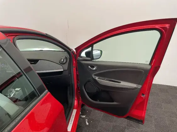 RENAULT ZOE - voiture d'occasion - Photo 20