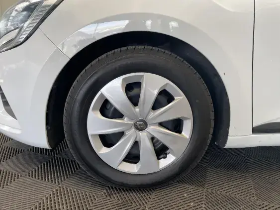 RENAULT CLIO REVERSIBLE V - voiture d'occasion - Photo 19