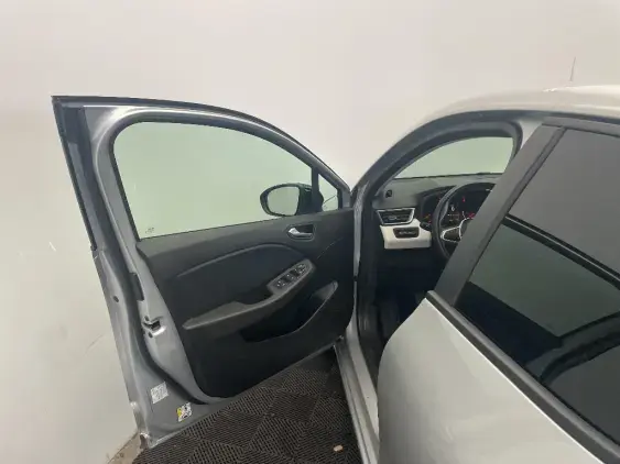 RENAULT CLIO V - voiture d'occasion - Photo 19