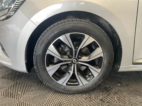 RENAULT CLIO V - voiture d'occasion - Photo 23