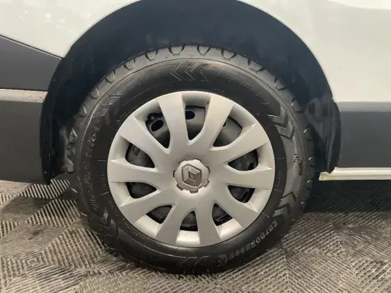 RENAULT TRAFIC FG III - voiture d'occasion - Photo 22