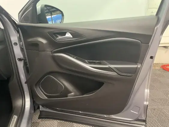 OPEL GRANDLAND X - voiture d'occasion - Photo 20