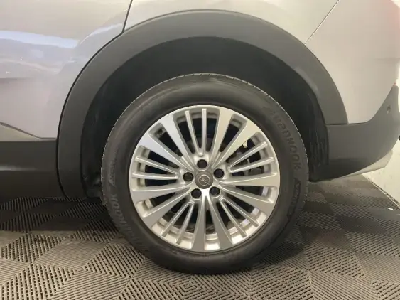 OPEL GRANDLAND X - voiture d'occasion - Photo 24