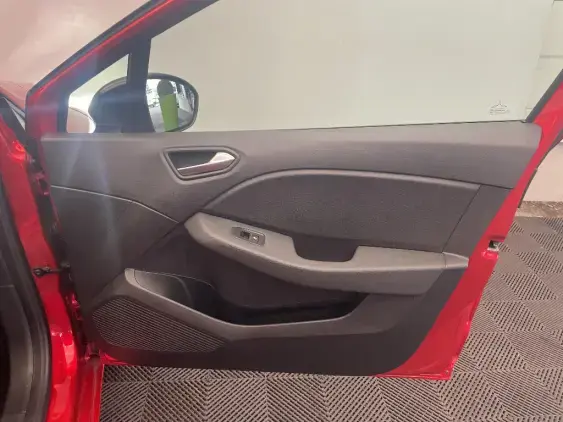 RENAULT CLIO V - voiture d'occasion - Photo 19