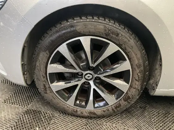 RENAULT CLIO V - voiture d'occasion - Photo 22