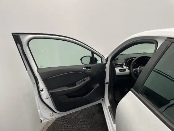 RENAULT CLIO V - voiture d'occasion - Photo 19