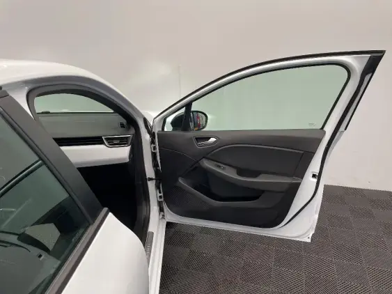 RENAULT CLIO V - voiture d'occasion - Photo 20