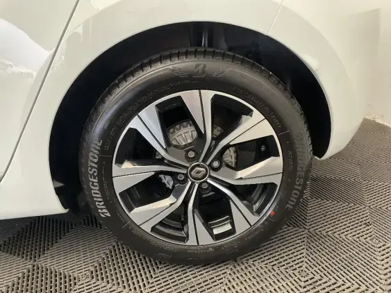 RENAULT CLIO V - voiture d'occasion - Photo 24