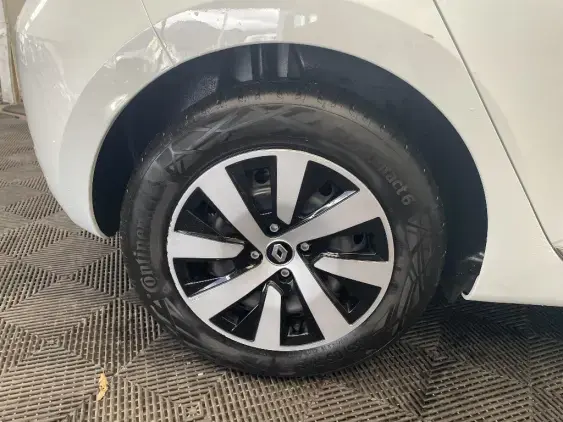 RENAULT CLIO V - voiture d'occasion - Photo 24