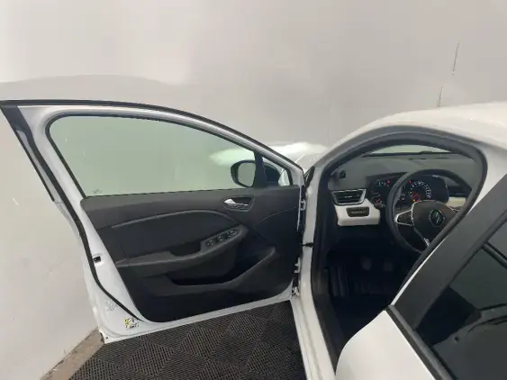 RENAULT CLIO V - voiture d'occasion - Photo 19