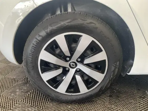 RENAULT CLIO V - voiture d'occasion - Photo 24