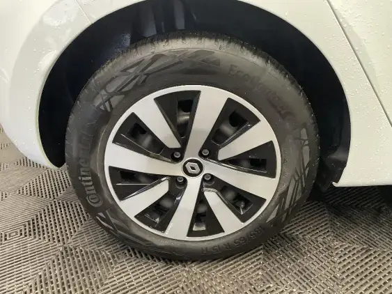 RENAULT CLIO V - voiture d'occasion - Photo 23