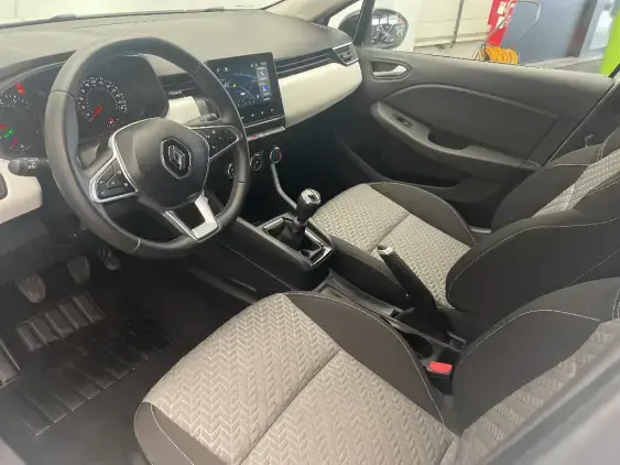 RENAULT CLIO V - voiture d'occasion - Photo 18