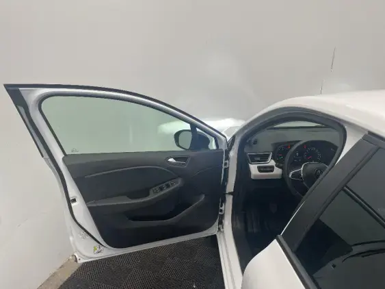 RENAULT CLIO V - voiture d'occasion - Photo 19