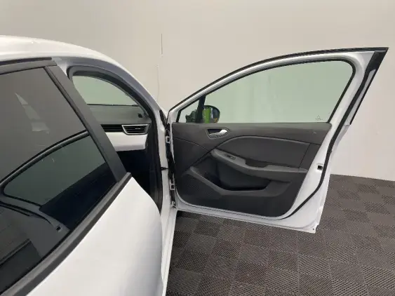 RENAULT CLIO V - voiture d'occasion - Photo 20