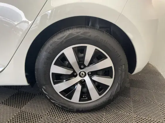 RENAULT CLIO V - voiture d'occasion - Photo 24