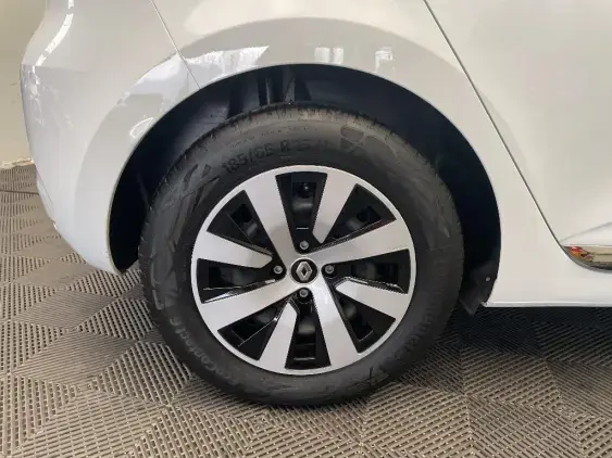 RENAULT CLIO V - voiture d'occasion - Photo 25