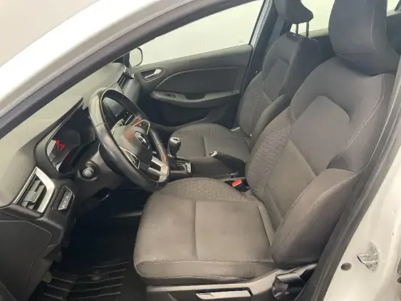 RENAULT CLIO V - voiture d'occasion - Photo 18