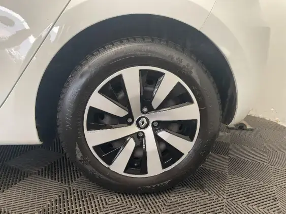 RENAULT CLIO V - voiture d'occasion - Photo 24