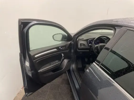 RENAULT MEGANE IV - voiture d'occasion - Photo 18